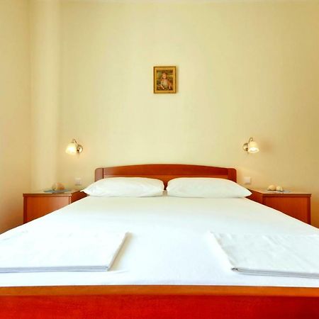 Apartment Danica Хвар Екстериор снимка