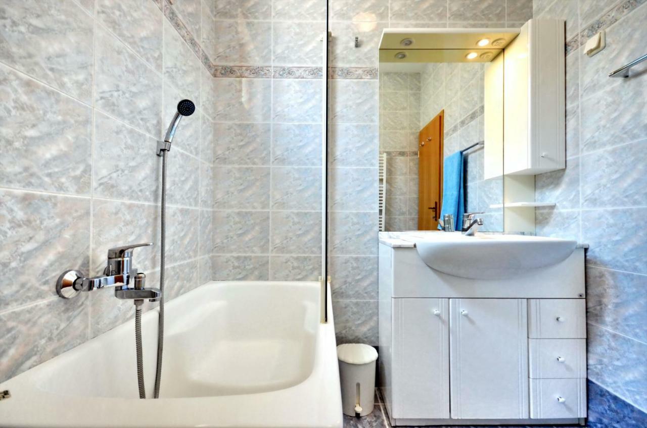 Apartment Danica Хвар Екстериор снимка