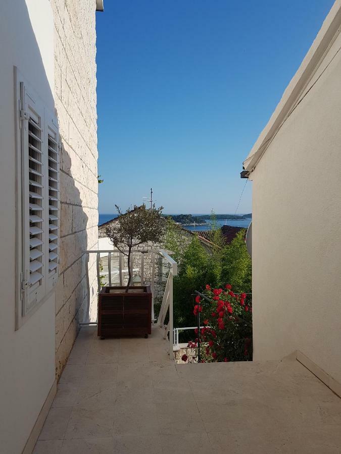 Apartment Danica Хвар Екстериор снимка